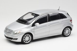 Mercedes B-Class W245 Srebrny Kyosho 1:18 B66962326 Metal