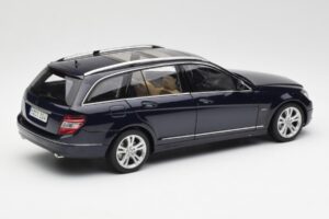 Mercedes C-Class S204 T-Modell Tanzanite Niebieski AUTOart 1:18 B66962352 Metal — zdjęcie 3 z 8