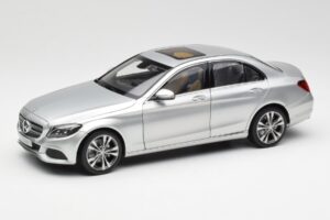 Mercedes C-Class W205 Iridium Srebrny Metalik Norev 1:18 B66960253 Metal