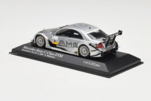 Mercedes C-Class W203 #8 Team AMG DTM Test Car 2004 Minichamps 1:43 400043498 Metal — zdjęcie 3 z 4