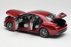 Mercedes CLA C117 Designo Patagonia Czerwony Metalik Norev 1:18 B66960131 Metal — zdjęcie 5 z 8