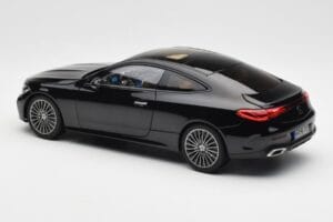 Mercedes CLE C236 Coupe Obsidian Czarny Metalik Norev 1:18 183937 Metal — zdjęcie 7 z 8