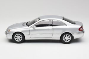 Mercedes CLK 500 C209 Srebrny Kyosho 1:18 B66962144 Metal — zdjęcie 4 z 8