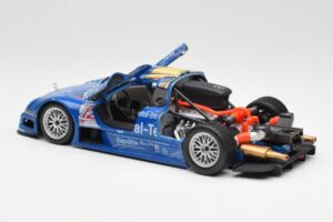 Mercedes CLK GTR #12 Original Teile FIA GT 1999 Maisto 1:18 56036 Metal — zdjęcie 4 z 7
