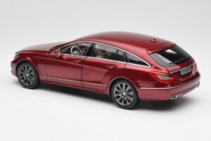 Mercedes CLS Shooting Brake X218 Thulite Czerwony Norev 1:18 B66960116 Metal — zdjęcie 7 z 8