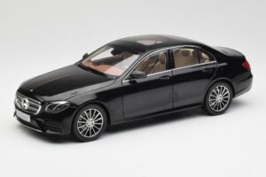 Mercedes E-Class W213 Obsidian Czarny iScale 1:18 B66960380 Metal