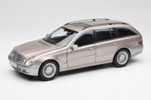 Mercedes E320 CDI W210 Kombi Cubanite Srebrny Kyosho 1:18 B66962188 Metal