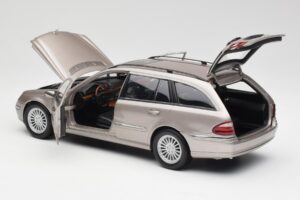 Mercedes E320 CDI W210 Kombi Cubanite Srebrny Kyosho 1:18 B66962188 Metal — zdjęcie 5 z 8