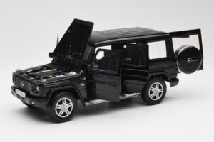 Mercedes G 500 W463 Czarny Dealer Edition AUTOart 1:18 B66962143 Metal — zdjęcie 2 z 8