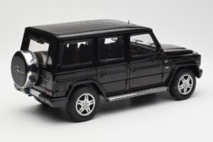 Mercedes G 500 W463 Czarny Dealer Edition AUTOart 1:18 B66962143 Metal — zdjęcie 3 z 8