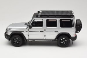 Mercedes G-Class W463 Iridium Silver Norev 1:18 183030 Metal — zdjęcie 4 z 8