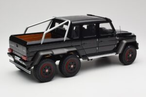 Mercedes AMG G63 W463 6x6 Gloss Czarny AUTOart 1:18 76306 Kompozyt — zdjęcie 3 z 8
