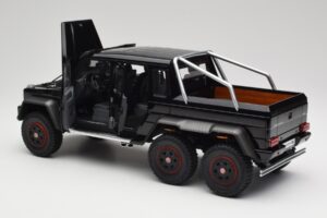 Mercedes AMG G63 W463 6x6 Gloss Czarny AUTOart 1:18 76306 Kompozyt — zdjęcie 5 z 8