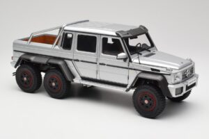 Mercedes AMG G63 W463 6x6 Iridium Srebrny AUTOart 1:18 76301 Kompozyt — zdjęcie 6 z 8