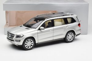 Mercedes GL-Class X166 Iridium Srebrny Metallic Norev 1:18 B66960097 Metal — zdjęcie 8 z 8
