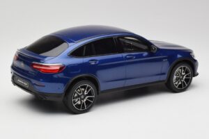 Mercedes AMG GLC 43 Coupe Brilliant Niebieski GT Spirit 1:18 B66960468 Żywica — zdjęcie 2 z 6
