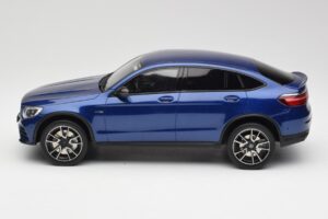 Mercedes AMG GLC 43 Coupe Brilliant Niebieski GT Spirit 1:18 B66960468 Żywica — zdjęcie 3 z 6