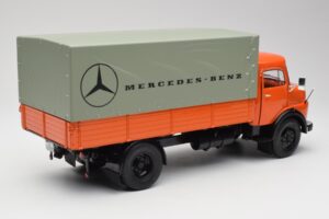 Mercedes L911 Pomarańczowy Schuco 1:18 450044700 Metal — zdjęcie 3 z 8