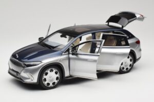 Mercedes Maybach EQS 680 V297 Niebieski NZG 1:18 1060/23 Metal — zdjęcie 2 z 8