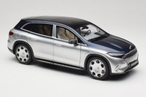 Mercedes Maybach EQS 680 V297 Niebieski NZG 1:18 1060/23 Metal — zdjęcie 6 z 8