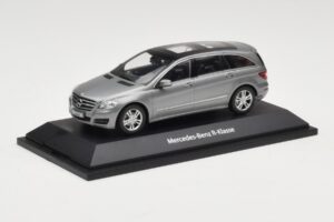 Mercedes R-Class W251 Palladium Silver Metallic Minichamps 1:43 B66960055 Metal — zdjęcie 2 z 4