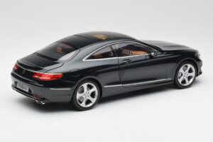 Mercedes S-Class Coupe C217 Smaragd Zielony Metallic Norev 1:18 B66961244 Metal — zdjęcie 3 z 8