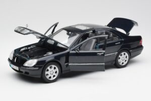 Mercedes S-Class W220 Niebieski Maisto 1:18 56051 Metal — zdjęcie 2 z 8