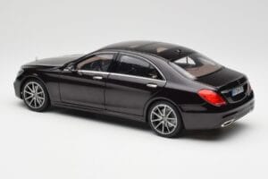 Mercedes S-Class W222 AMG Line Ruby Czarny Metallic Norev 1:18 183483 Metal — zdjęcie 7 z 8
