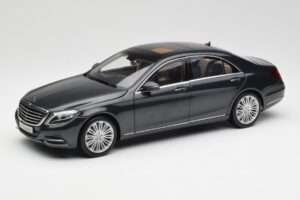 Mercedes S-Class W222 Niebieski Antracyt Metallic Norev 1:18 B66960157 Metal