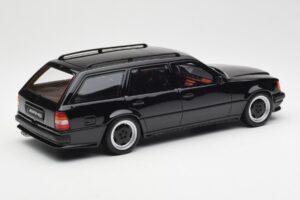 Mercedes 300 TE AMG S124 Czarny Otto 1:18 OT147 Żywica — zdjęcie 2 z 6