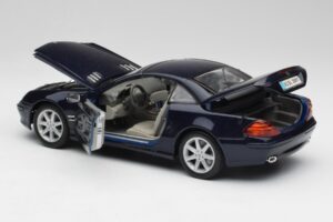 Mercedes SL 500 R230 Niebieski Maisto 1:18 B66962126 Metal — zdjęcie 5 z 8