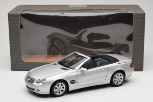 Mercedes SL R129 Srebrny Minichamps 1:18 B66962133 Metal — zdjęcie 10 z 10