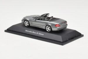 Mercedes SL R230 Palladium Silver Metallic Minichamps 1:43 B66962390 Metal — zdjęcie 3 z 4