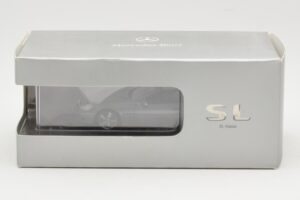 Mercedes SL R230 Palladium Silver Metallic Minichamps 1:43 B66962390 Metal — zdjęcie 4 z 4