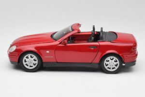 Mercedes SLK 230 R170 Czerwony Maisto 1:18 56023 Metal — zdjęcie 5 z 9