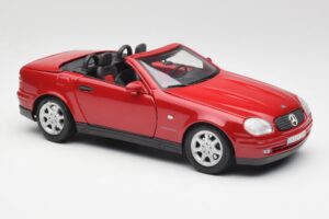 Mercedes SLK 230 R170 Czerwony Maisto 1:18 56023 Metal — zdjęcie 7 z 9