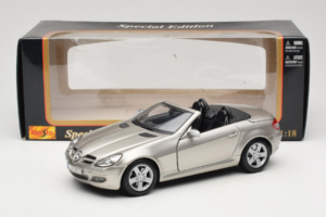 Mercedes SLK R171 Jasny Brąz Metalik Maisto 1:18 31674-R1 Metal — zdjęcie 8 z 8