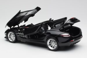 Mercedes SLR McLaren Roadster R199 Crystal Galaxit Czarny Minichamps 1:18 B66961004 Metal — zdjęcie 5 z 8