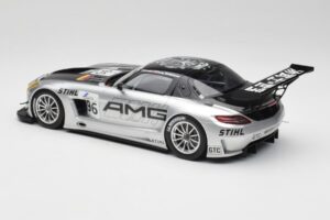 Mercedes AMG SLS C197 GT3 Team AMG China #96 M. Hakkinen / C. Cheng Zhuhai 6th 2011 Minichamps 1:18 151113196 Metal — zdjęcie 5 z 6