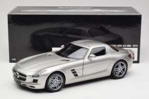 Mercedes SLS AMG C197 Matt Srebrny Minichamps 1:18 100039029 Metal — zdjęcie 8 z 8