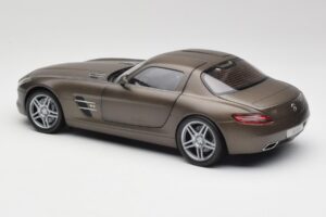 Mercedes SLS AMG C197 Monza Szary Minichamps 1:18 B66960044 Metal — zdjęcie 7 z 8