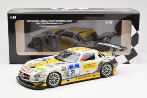 Mercedes SLS AMG GT3 #21 Rowe Racing Arnold / Roloff / Seyffarth / Jäger ADAC 24 Hours Nürburgring 2013 Minichamps 1:18 15113 — zdjęcie 6 z 6