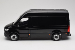 Mercedes Sprinter Czarny Norev 1:18 183041 Metal — zdjęcie 4 z 8