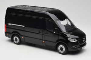 Mercedes Sprinter Czarny Norev 1:18 183041 Metal — zdjęcie 6 z 8