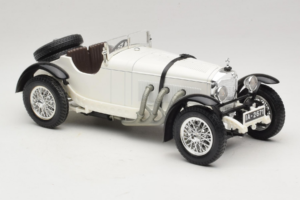 Mercedes SSK Biały Bburago 1:18 3009-P3 Metal — zdjęcie 4 z 6