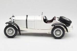 Mercedes SSKL Biały Bburago 1:18 3002 Metal — zdjęcie 4 z 8