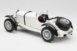 Mercedes SSKL Biały Bburago 1:18 3002 Metal — zdjęcie 7 z 8