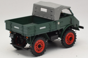 Mercedes Unimog 401 Zielony Schuco 1:18 135 Metal — zdjęcie 3 z 8