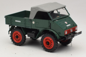 Mercedes Unimog 401 Zielony Schuco 1:18 135 Metal — zdjęcie 6 z 8