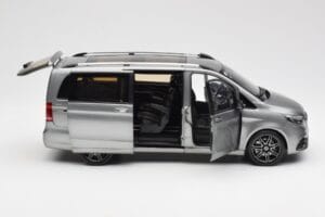Mercedes V-Class W447 AMG Line Szary Metalik Norev 1:18 183488 Metal — zdjęcie 4 z 9